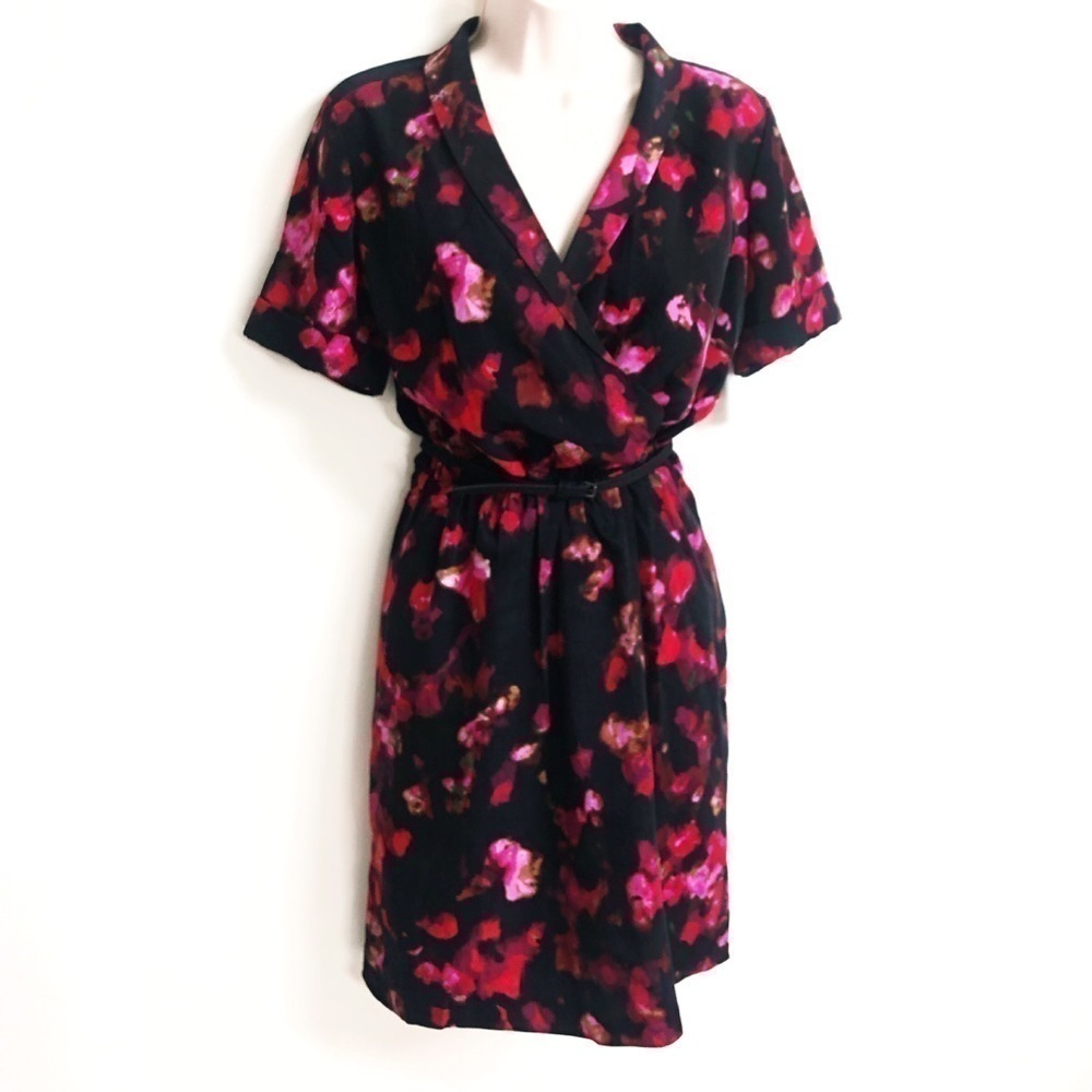 🆕 Lark & Ro floral black short sleev…